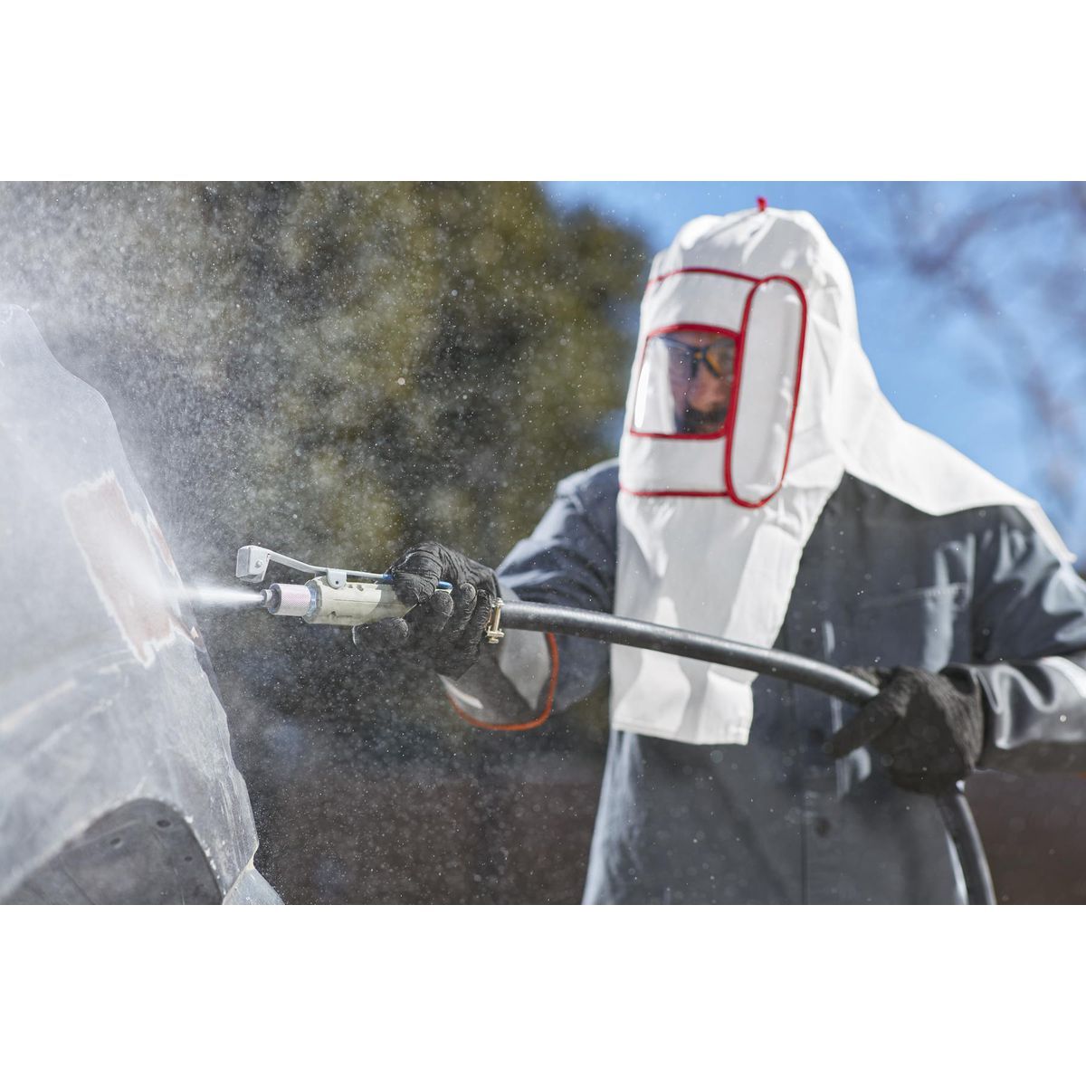 110 lb. Pressurized Abrasive Blaster K8837
