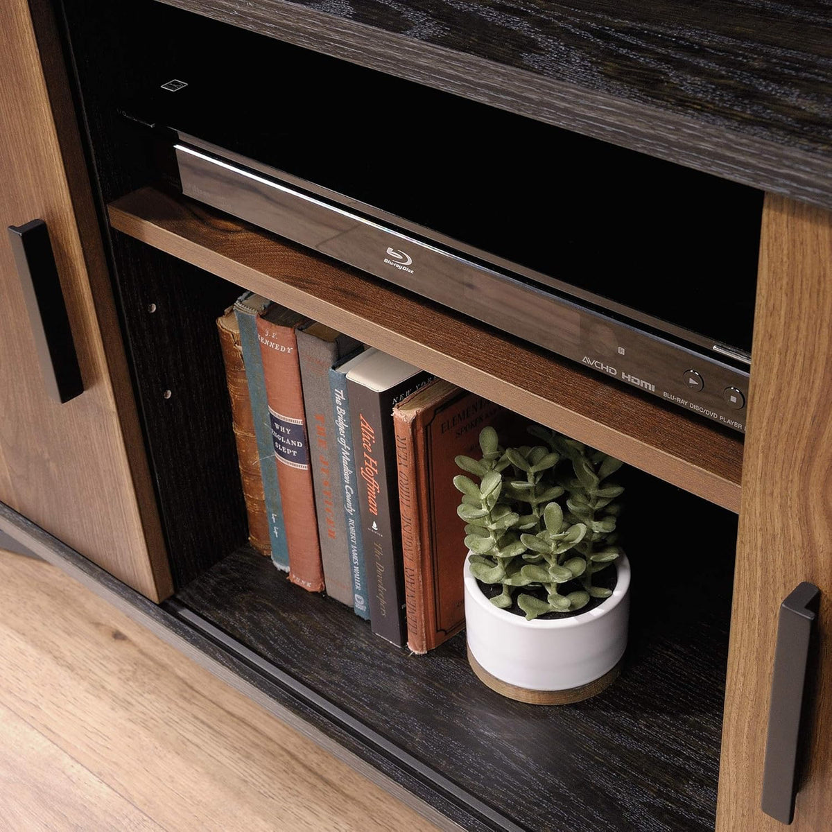 Credenza, Brew Oak Finish H7228