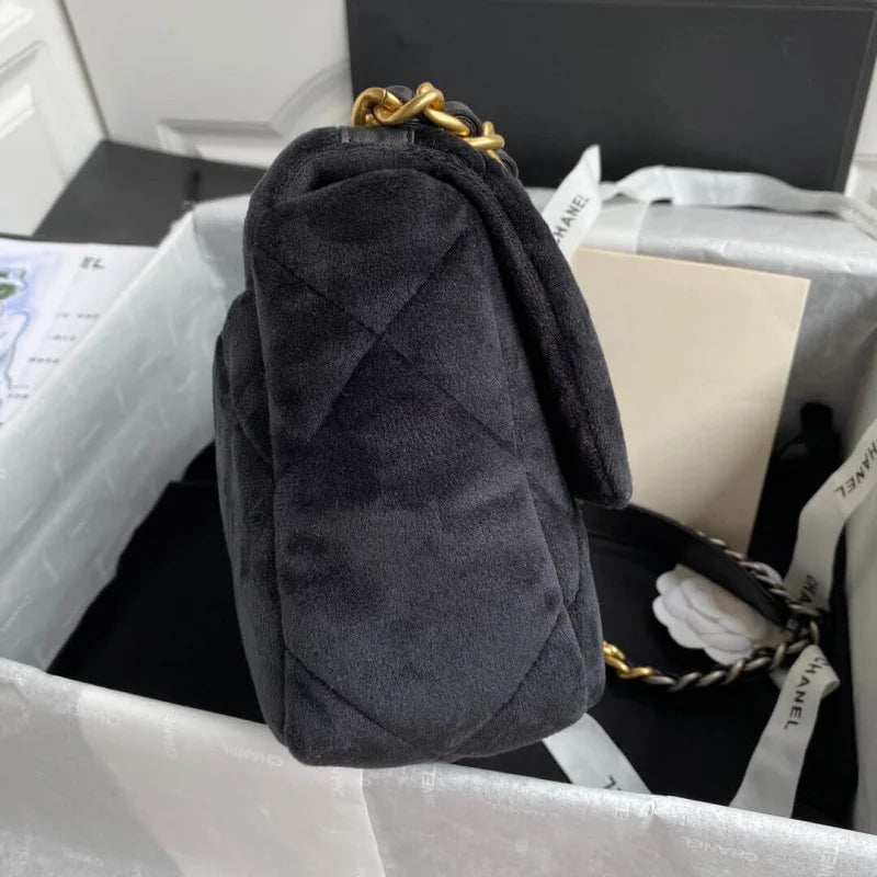 Small Velvet Flap Bag C24146