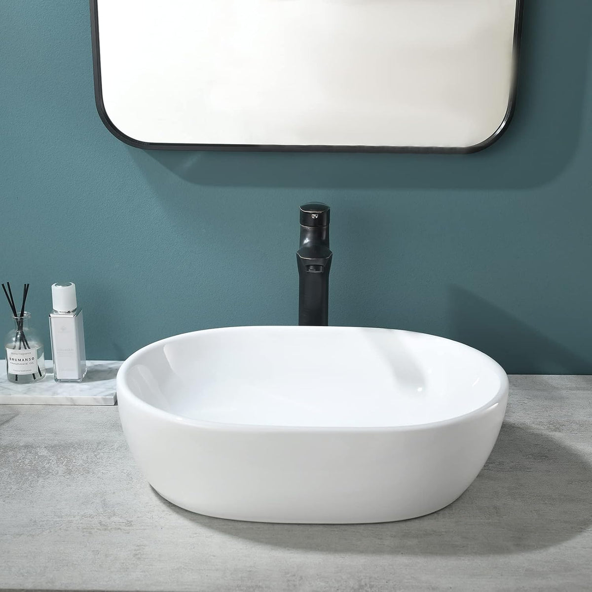 Modern Oval White Porcelain Ceramic Bathroom Vessel Sink N2220