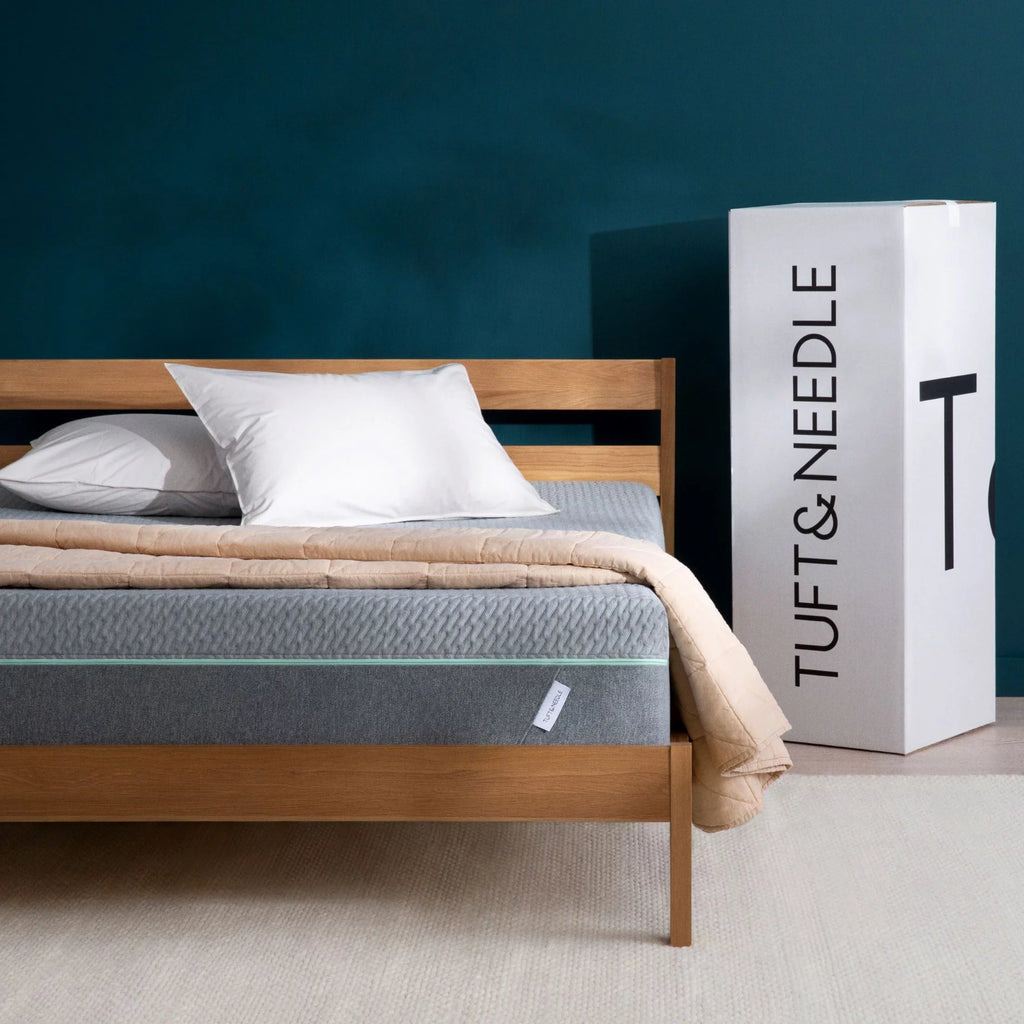 Queen Adaptive Foam Mattress R8891