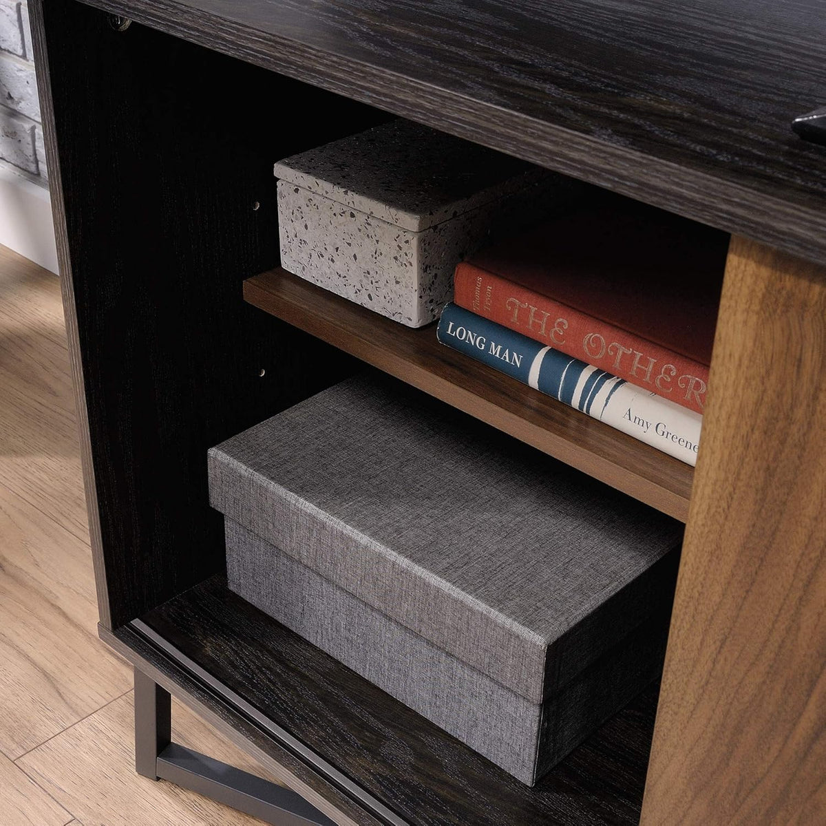 Credenza, Brew Oak Finish H7228