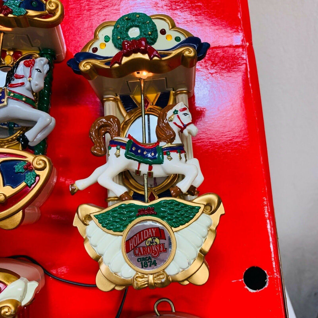Holiday Carousel Music Mechanical 21 Carols Circus Wagon Display L8623