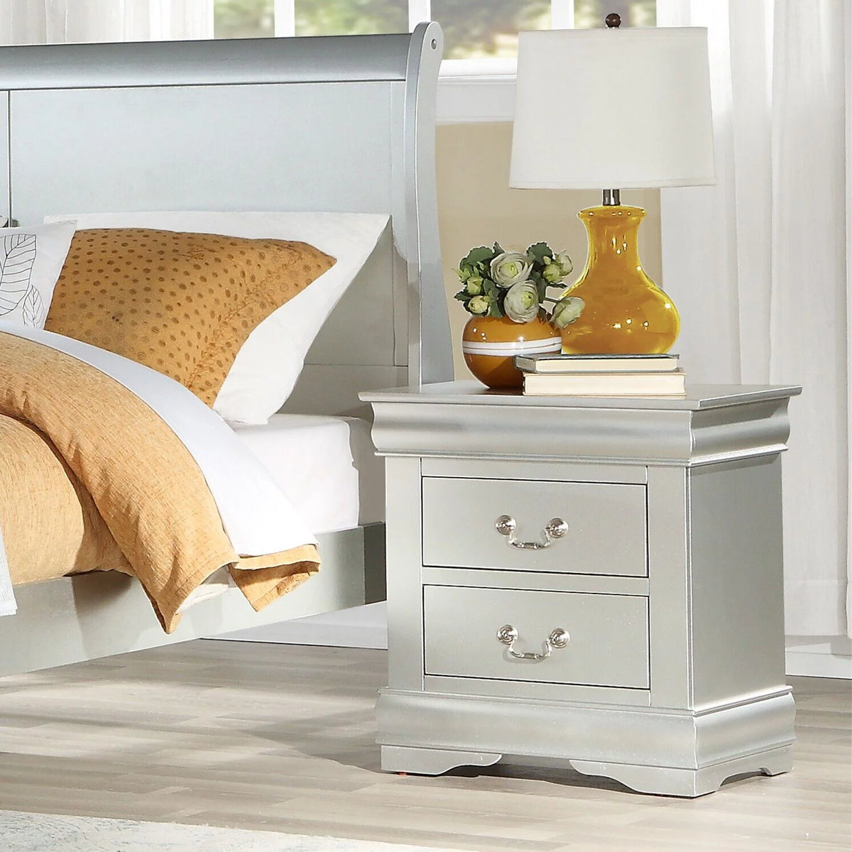 3pc Bedroom Set Eastern King Bed 2x Nightstands U901441