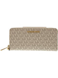 Vanilla Signature Wristlet Wallet Z855
