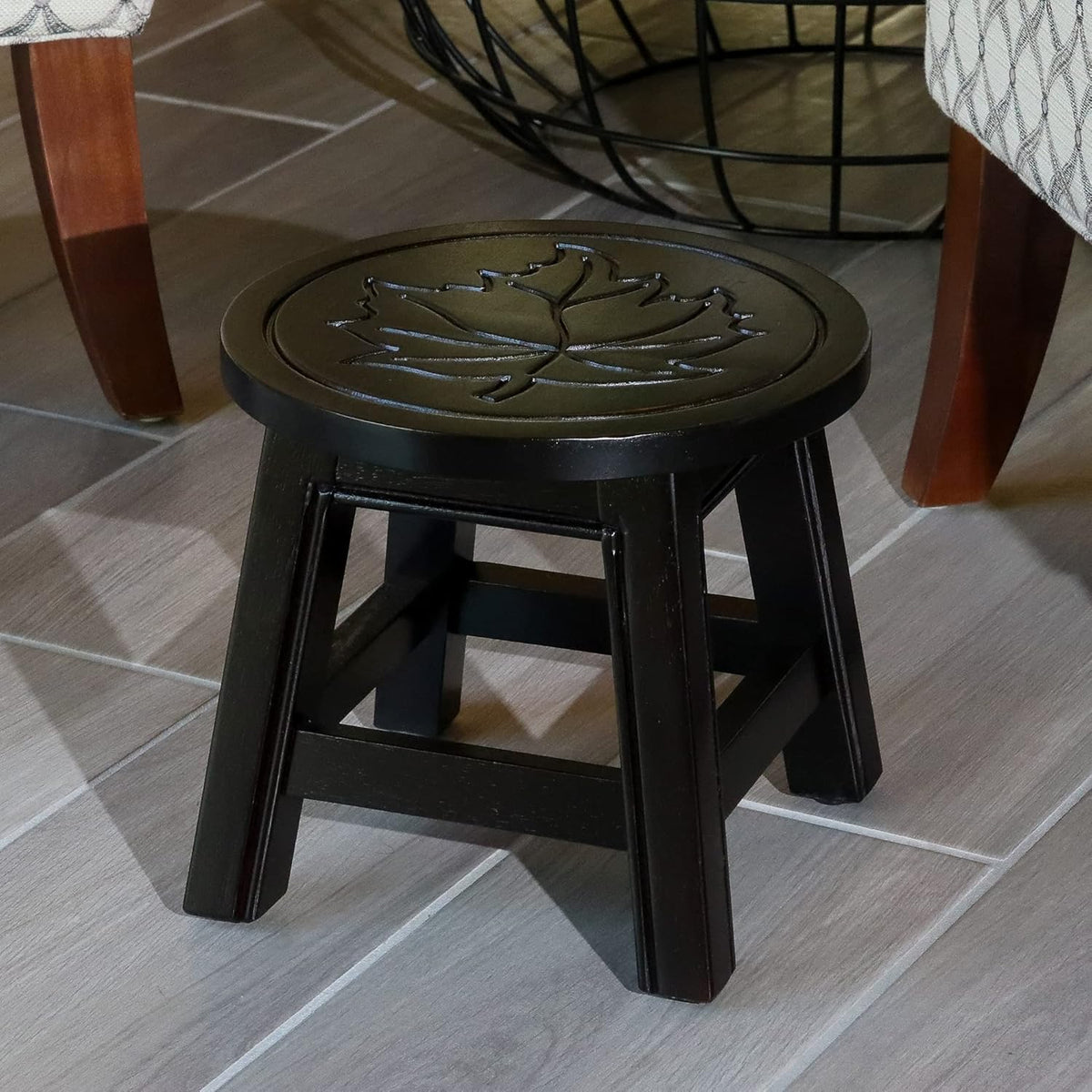 Antique White Carved Wooden Step Stool B53489