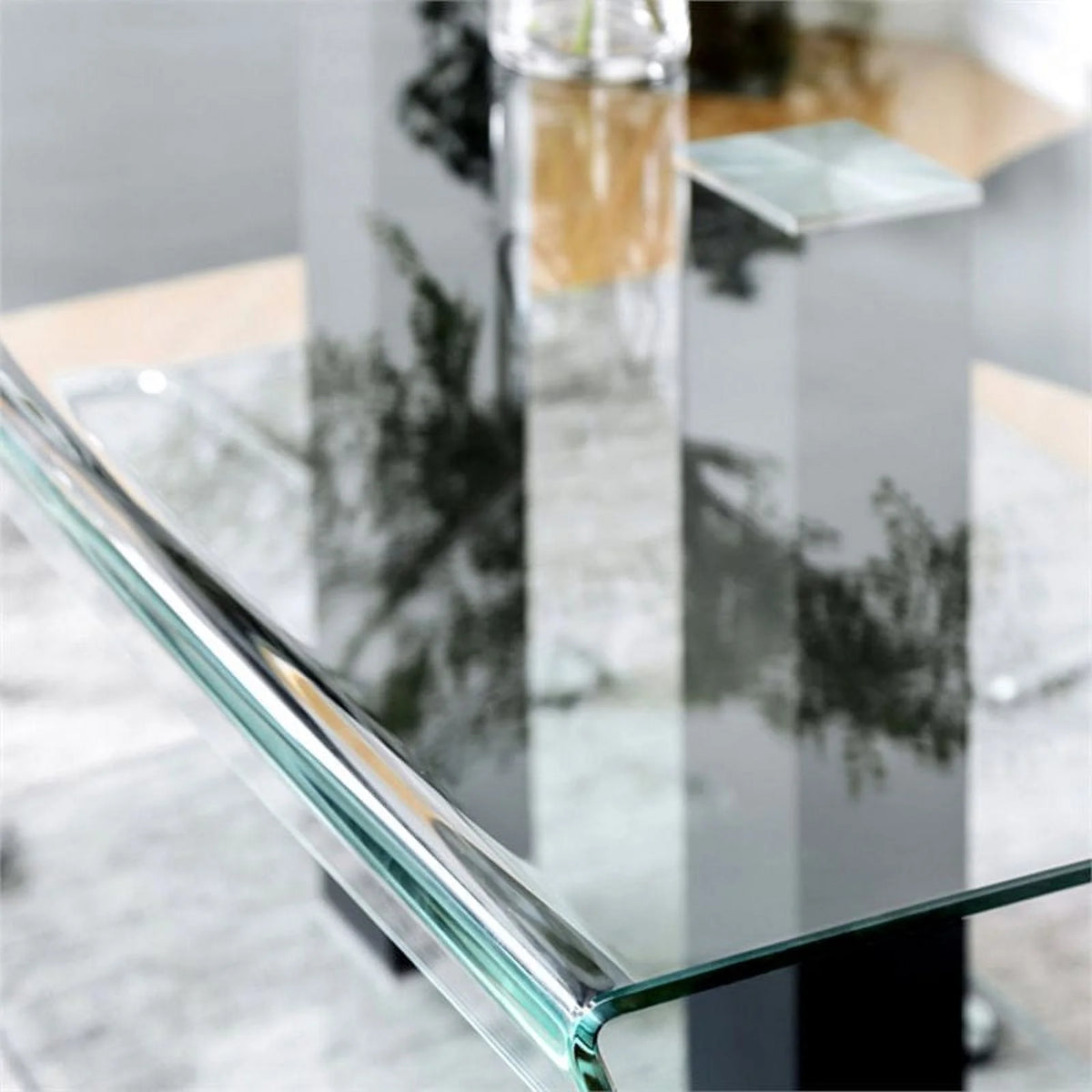 Glass Top Dining Table in Black and Silver E681835